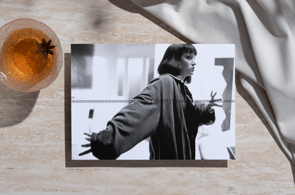 Photo Uma Thurman – Pulp Fiction (1994) – Portrait Cinéma Noir & Blanc – 15×20