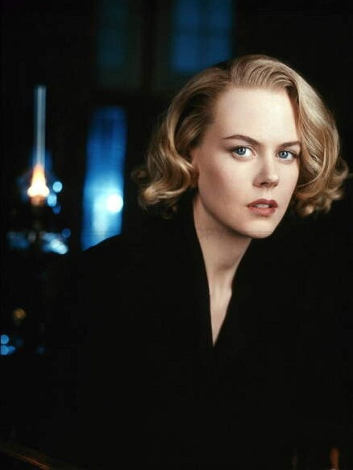 Photo Nicole Kidman - Grace Stewart - The Others (2001) - Couleur - 15x20