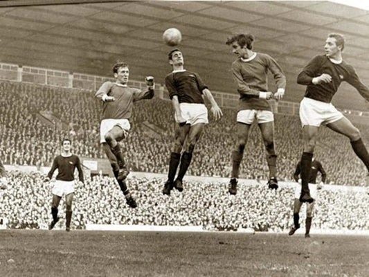 Photo Manchester United & d'Arsenal à Old Trafford, le 07 octobre 1967 - 15 x 20