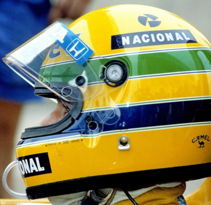 Photo Encadrée Ayrton Senna – Casque iconique Nacional – F1 Jerez (1987) – 15×20