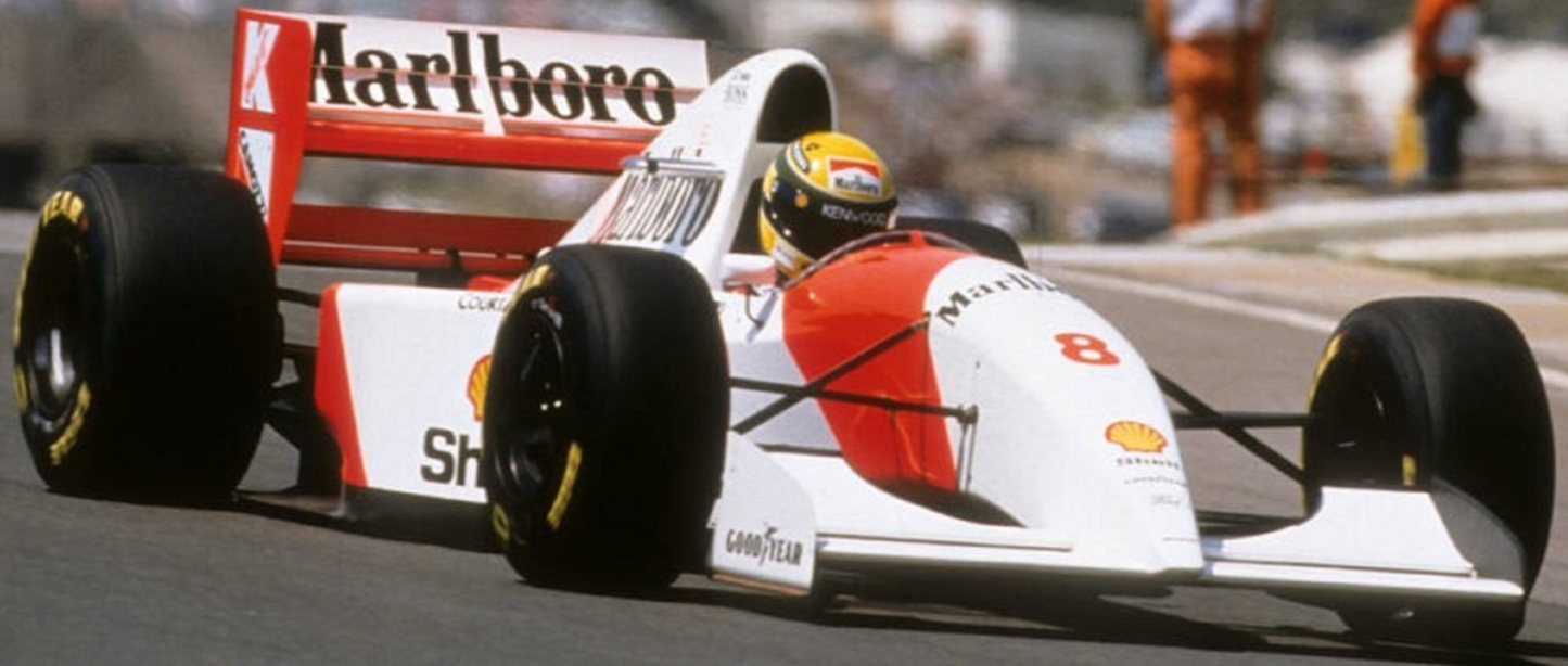 Photo Ayrton Senna – McLaren MP4/8 – Saison F1 1993 – Légende Motorsport – 15x20