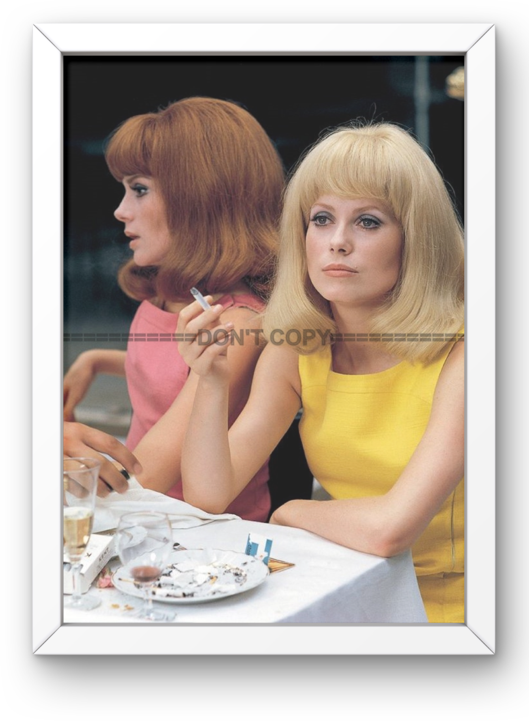Photo Encadrée F. Dorléac & C. Deneuve - Les Demoiselles de Rochefort 1967-15x20