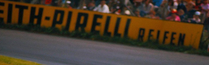 Photo Jacky Ickx – Grand Prix d’Allemagne (1972) – Ferrari n°4 en action – 15×20