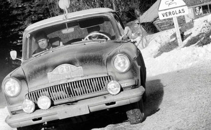 Photo Mosolov-Degtyarev – GAZ-21 Volga – Rallye Monte-Carlo 1964 – Neige – 15x20