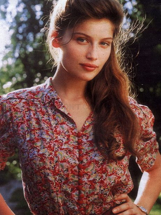 Photo Laetitia Casta sur le tournage de ''La Bicyclette bleue'' en 1999 - 15x20