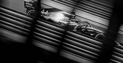 Photo Lewis Hamilton – Mercedes F1 - Paul Ricard Mistral – Haute Vitesse – 15×20