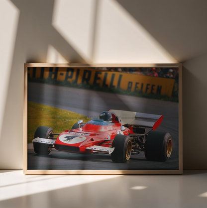Photo Jacky Ickx – Grand Prix d’Allemagne (1972) – Ferrari n°4 en action – 15×20