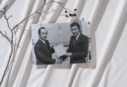 Photo Jo Siffert & Jack Heuer – Motorsport & Horlogerie – (Années 60-70) – 15×20