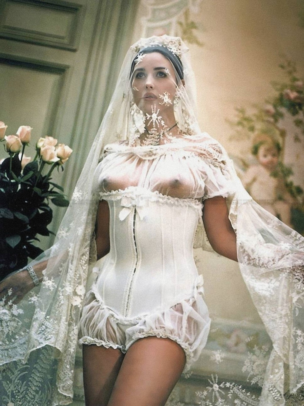 Photo Monica Bellucci pour la collection Printemps/Été 1993 de Blumarine - 15x20