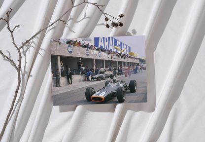 Photo Jackie Stewart – L’élégance du Champion – Stands Circuit de Monza – 15×20