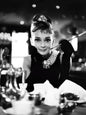 Photo Audrey Hepburn - Diamants sur canapé (1961) - Noir et blanc - 15×20