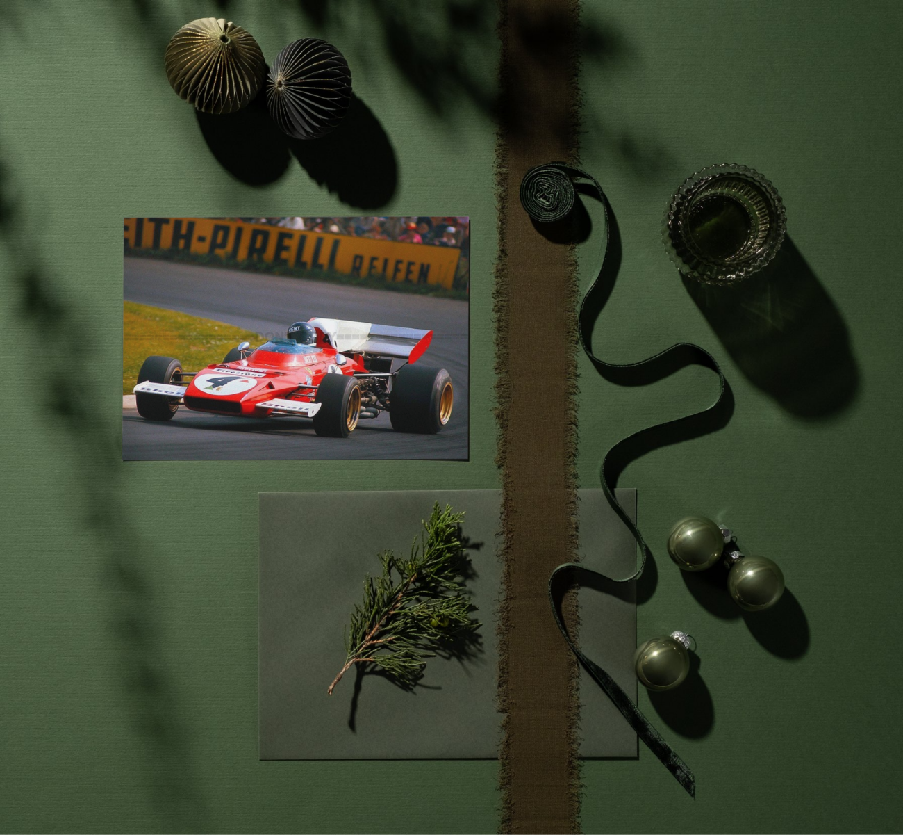 Photo Jacky Ickx – Grand Prix d’Allemagne (1972) – Ferrari n°4 en action – 15×20
