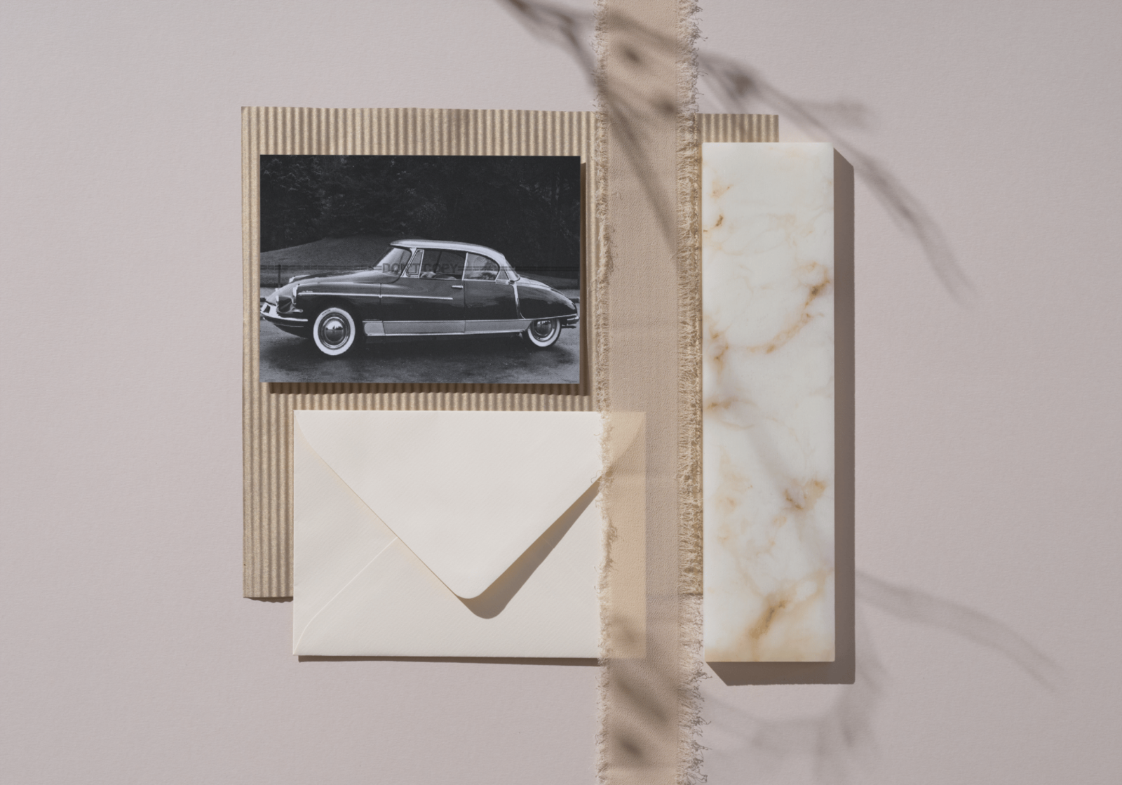 Photo Citroën DS 19 – Coupé Le Paris Chapron (1959) – Design Français – 15×20