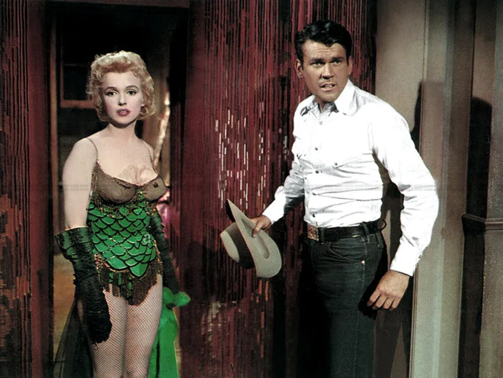 Photo Marilyn Monroe & Don Murray - Arrêt d'autobus (1956) - Couleur - 15x20