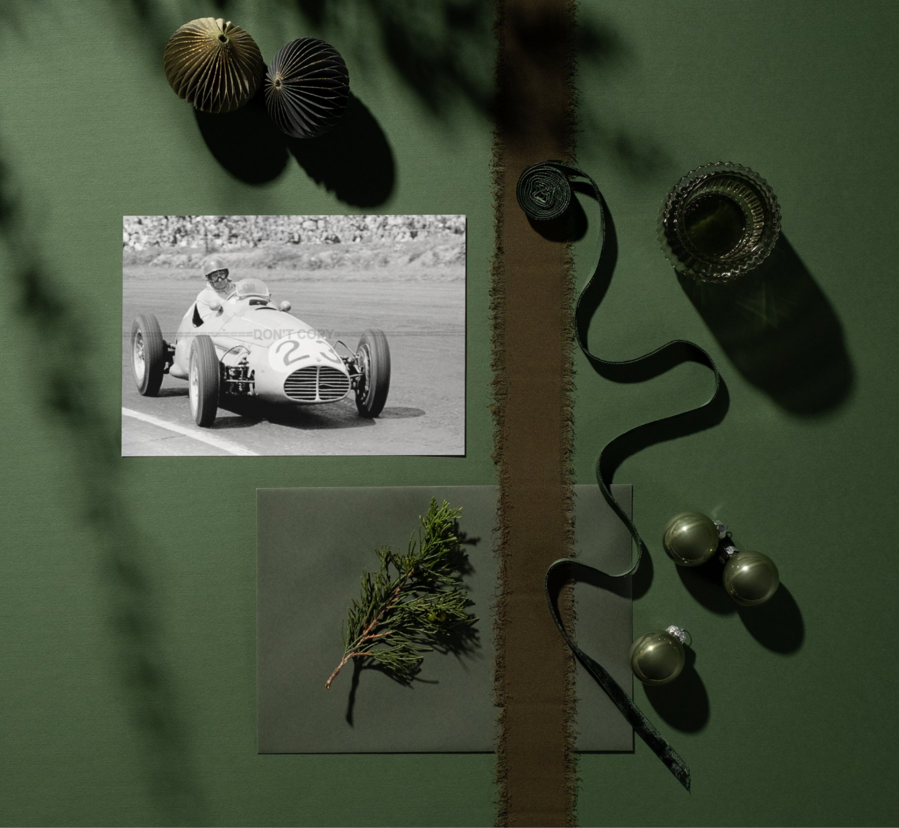 Photo Juan Manuel Fangio – Icône GP Formule 1 – Saison 1953 – Monoplace – 15×20
