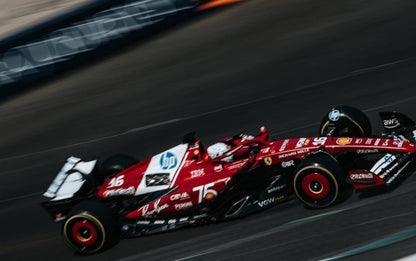 Photo Charles Leclerc – Ferrari F1 – GP Monaco 2025 – Vitesse & Prestige – 15×20