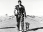 Photo Mel Gibson - Mad Max 2 : Le Défi (1981) - Noir et blanc - 15×20