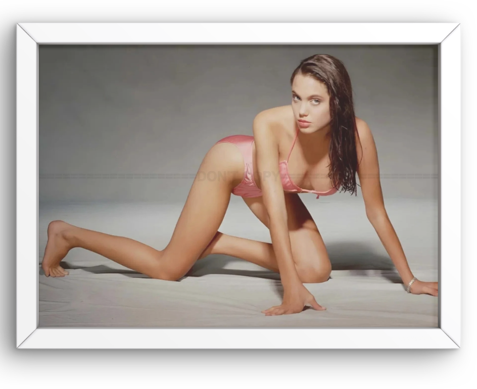 Photo Encadrée Angelina Jolie - Couleur - (Cadre Bois Blanc) - 15x20