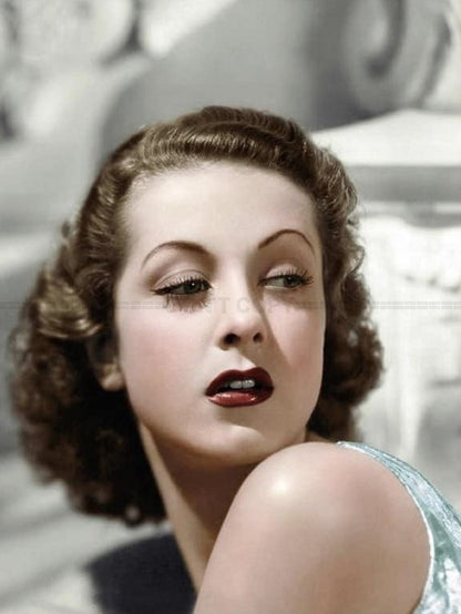 Photo Danielle Darrieux - Couleur - 15x20