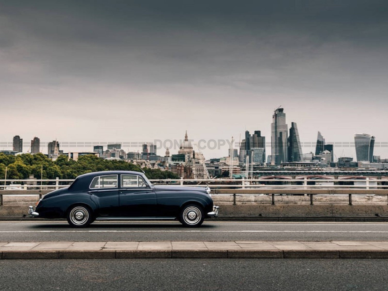 Photo Rolls-Royce - 15x20