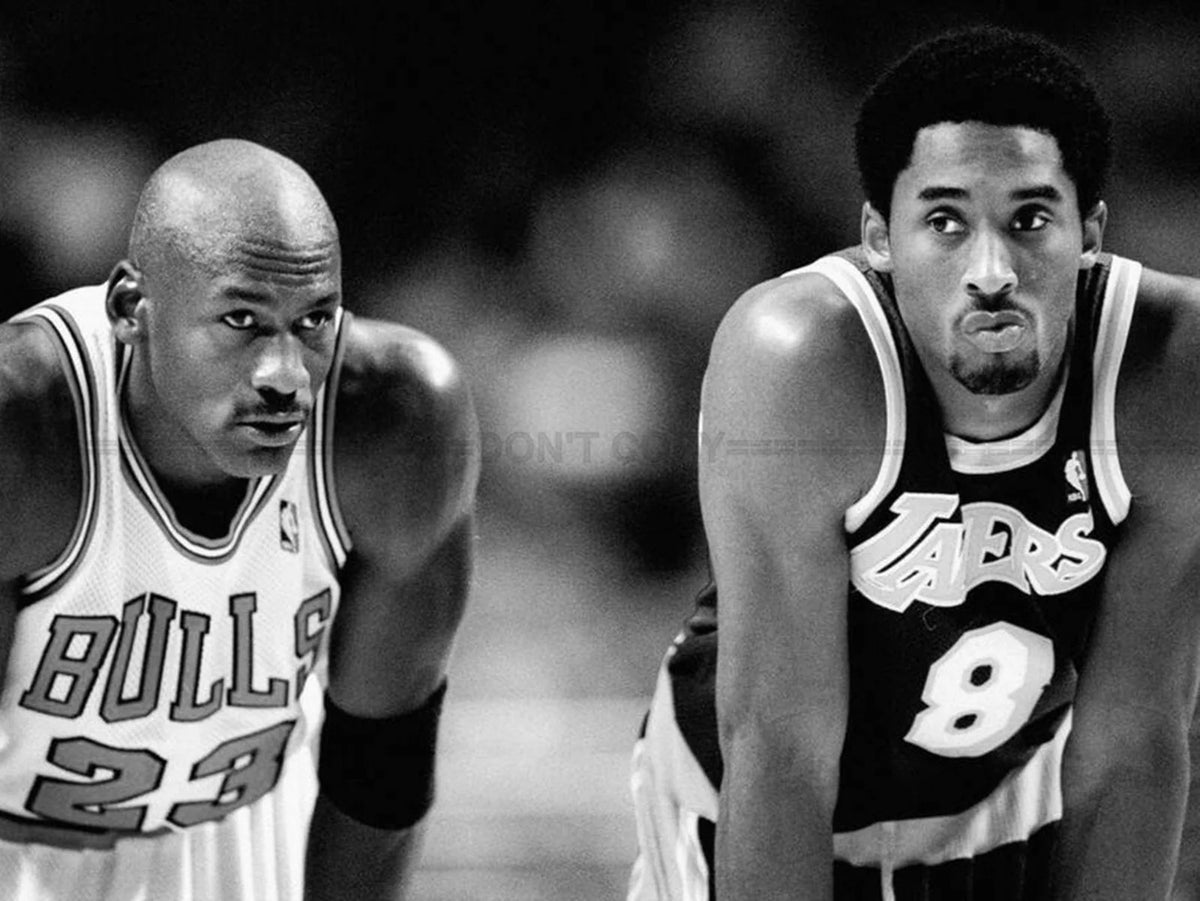 Photo Michael Jordan & Kobe Bryant - Légendes - Chicago Bulls & Lakers - 15 x 20