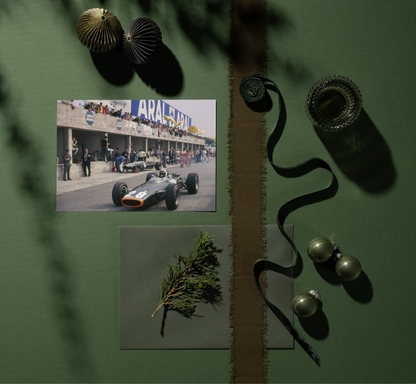 Photo Jackie Stewart – L’élégance du Champion – Stands Circuit de Monza – 15×20