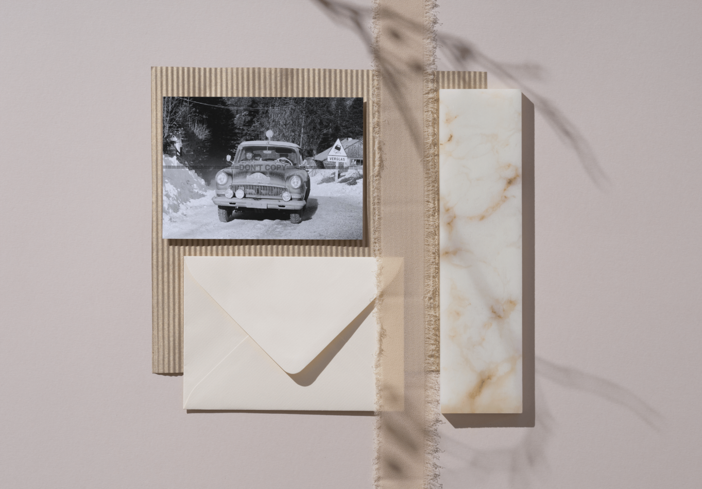 Photo Mosolov-Degtyarev – GAZ-21 Volga – Rallye Monte-Carlo 1964 – Neige – 15x20