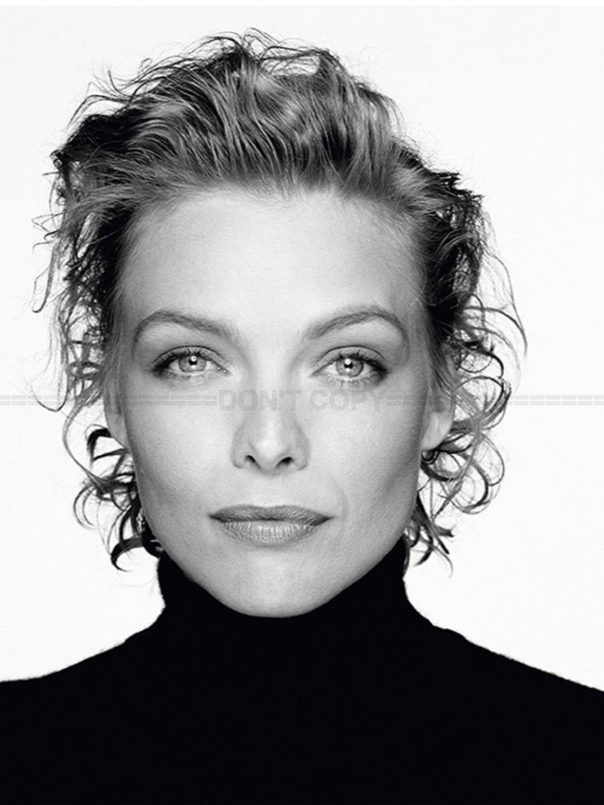 Photo Michelle Pfeiffer - Noir et blanc - 15x20