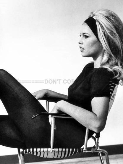 Photo Brigitte Bardot - Tournage du film Vie Privée de 1962 - 15×20