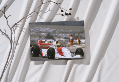 Photo Ayrton Senna – McLaren MP4/8 – Saison F1 1993 – Légende Motorsport – 15x20