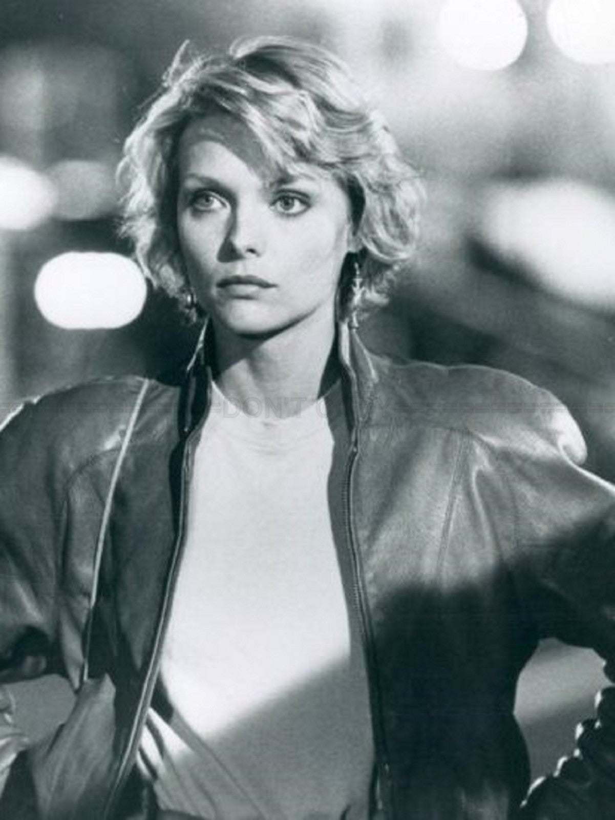 Photo Michelle Pfeiffer - Diana - Into the Night (1985) - Noir et blanc - 15x20