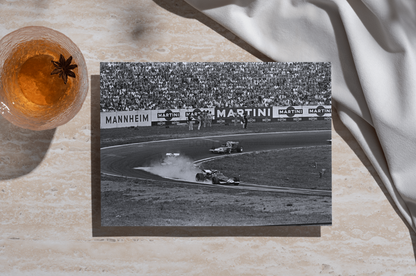 Photo Jacky Ickx – GP d’Allemagne – Nürburgring F1 – Action en piste – 15×20