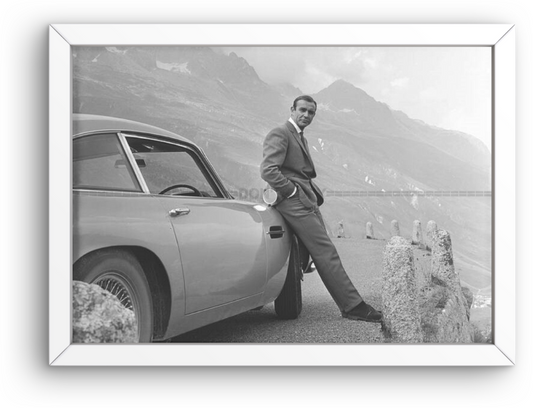 Photo Encadrée Sean Connery - Aston Martin DB5 - Goldfinger 1964 - Cadre - 15×20