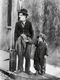 Photo Charlie Chaplin & Jackie Coogan - The Kid (1921) - Noir et blanc - 15x20