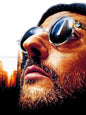 Photo Jean Reno avec ses lunettes emblématiques du film Léon - Couleur - 15x20