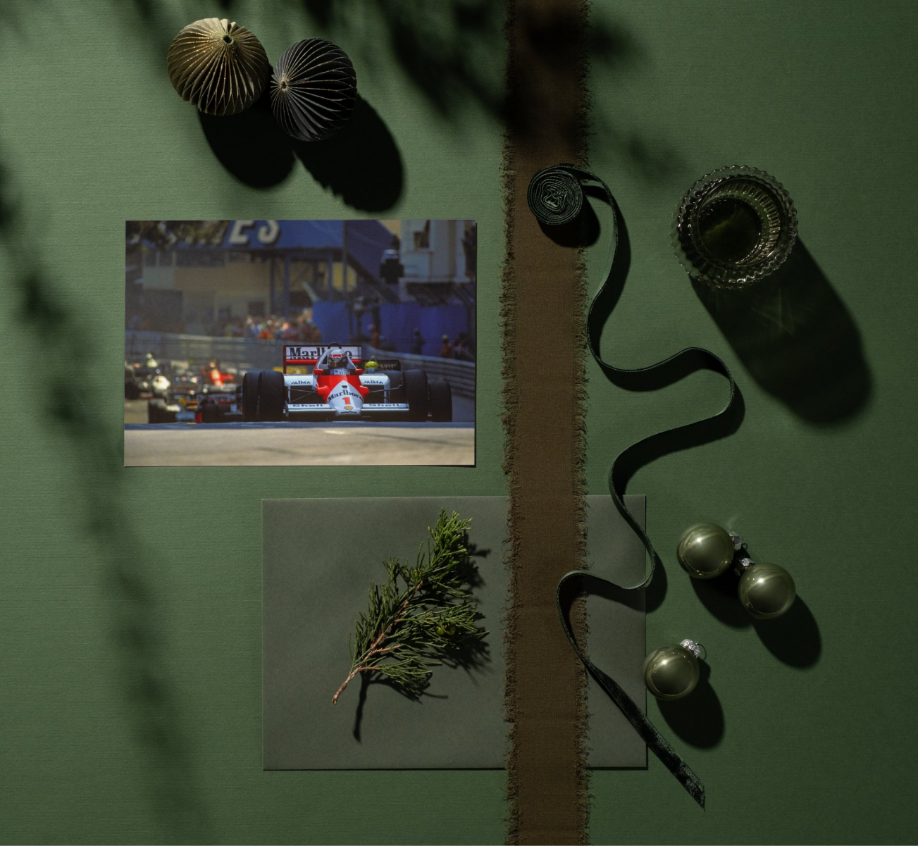 Photo Alain Prost devant Ayrton Senna – GP de Monaco F1 – Duel mythique – 15×20