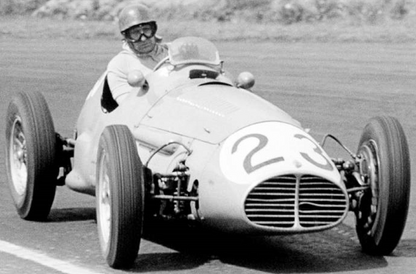 Photo Juan Manuel Fangio – Icône GP Formule 1 – Saison 1953 – Monoplace – 15×20