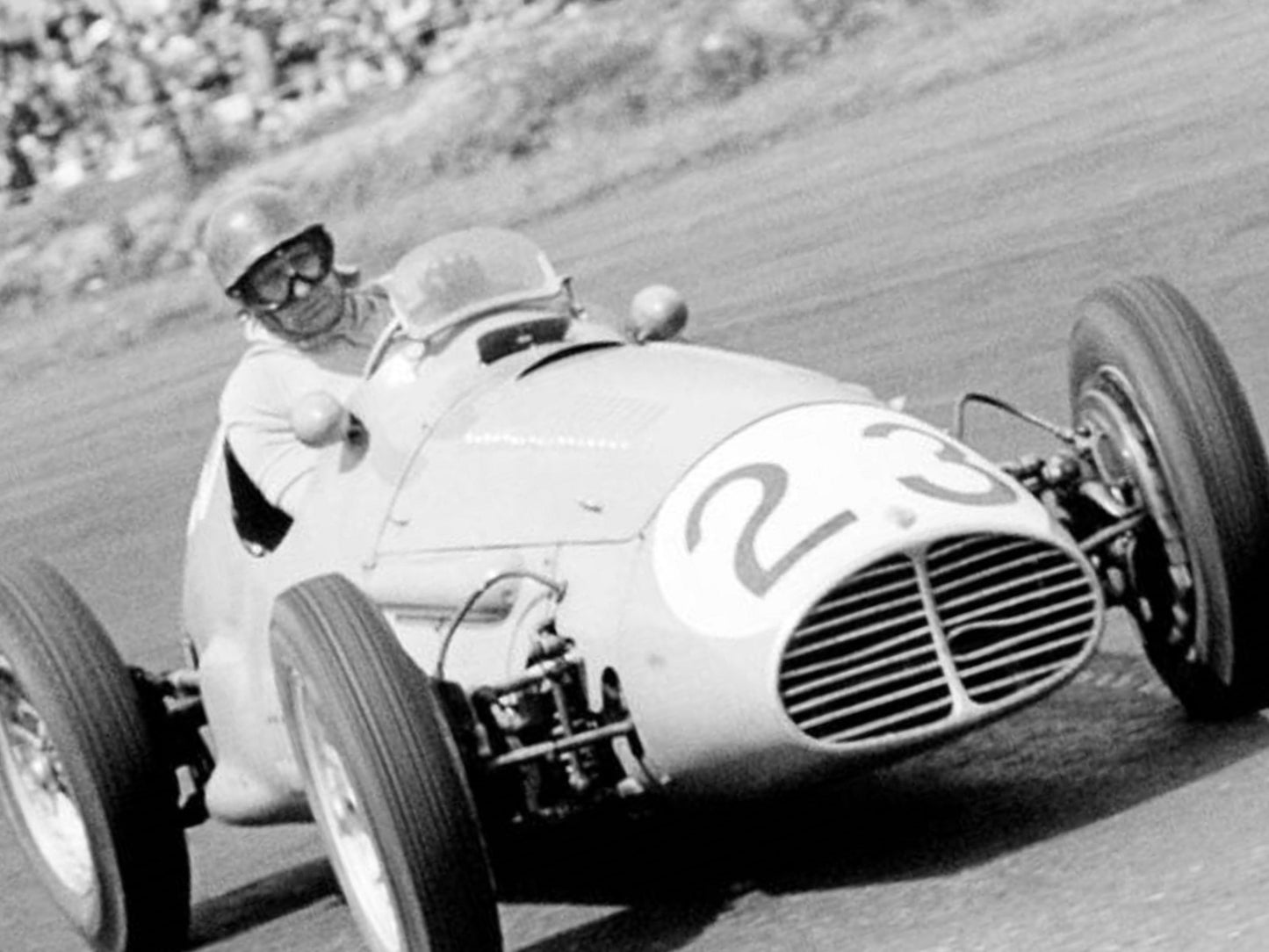 Photo Juan Manuel Fangio – Icône GP Formule 1 – Saison 1953 – Monoplace – 15×20