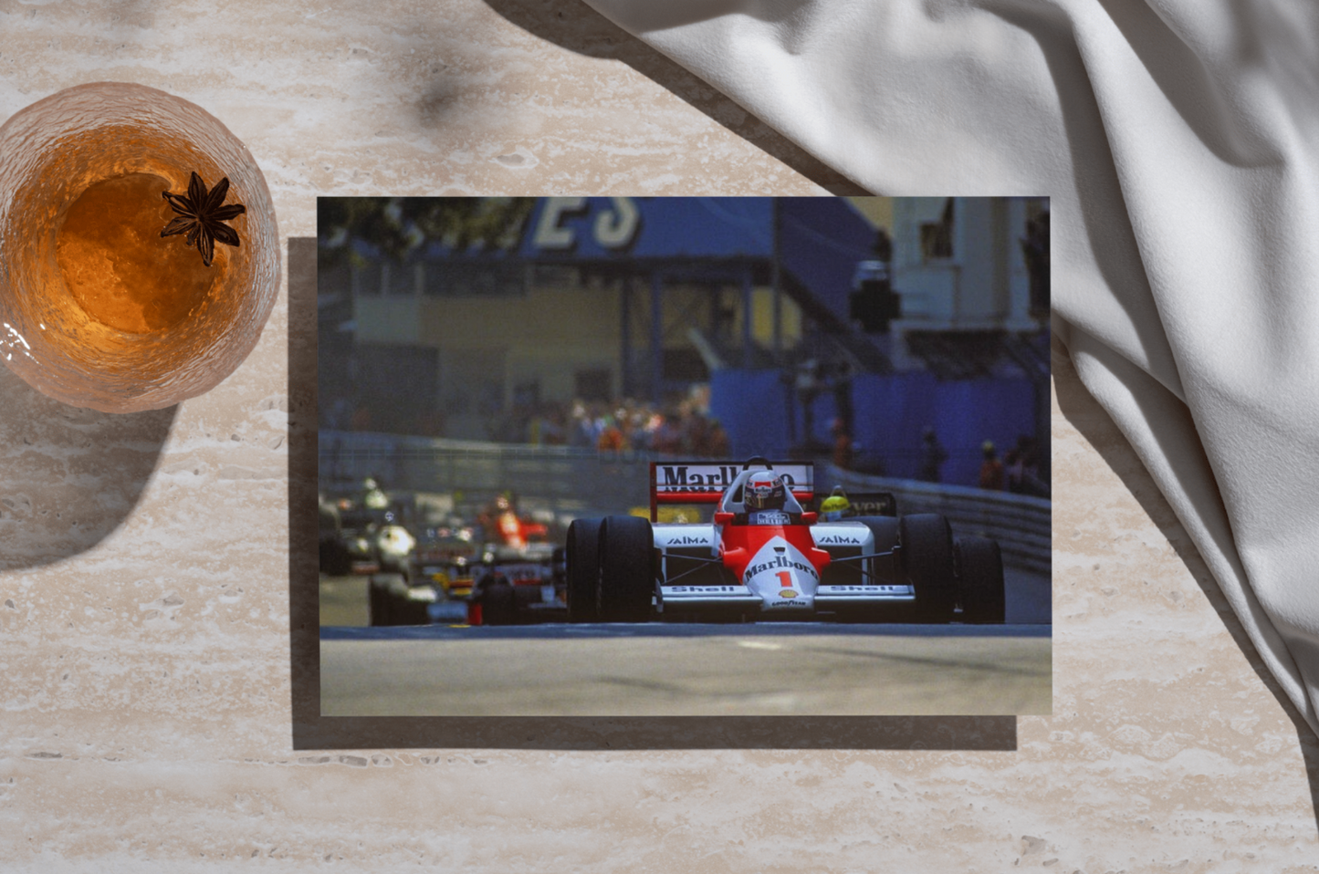 Photo Alain Prost devant Ayrton Senna – GP de Monaco F1 – Duel mythique – 15×20
