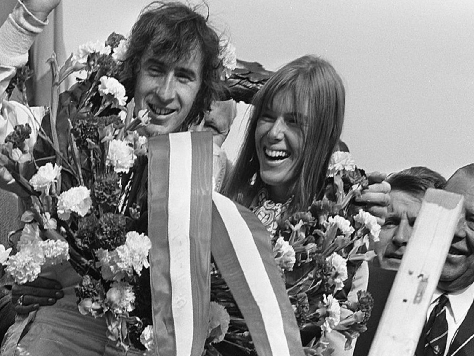 Photo Jackie Stewart – Matra – Vainqueur GP F1 Zandvoort (1969) – Podium – 15×20