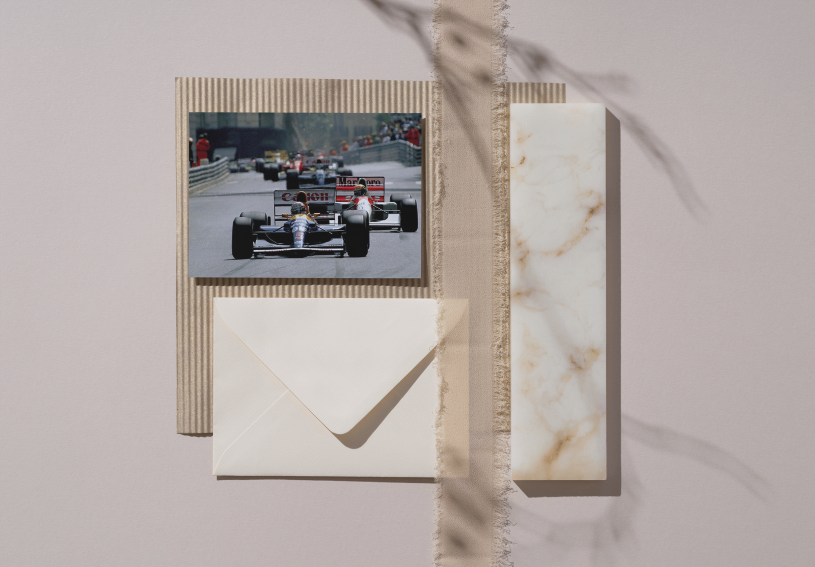 Photo Nigel Mansell devant Ayrton Senna et Alain Prost –  F1 Années 1980 – 15×20