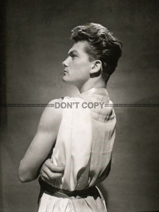 Photo Jean Marais au théâtre dans Jules César, Mise en scène Charles Dullin 1936