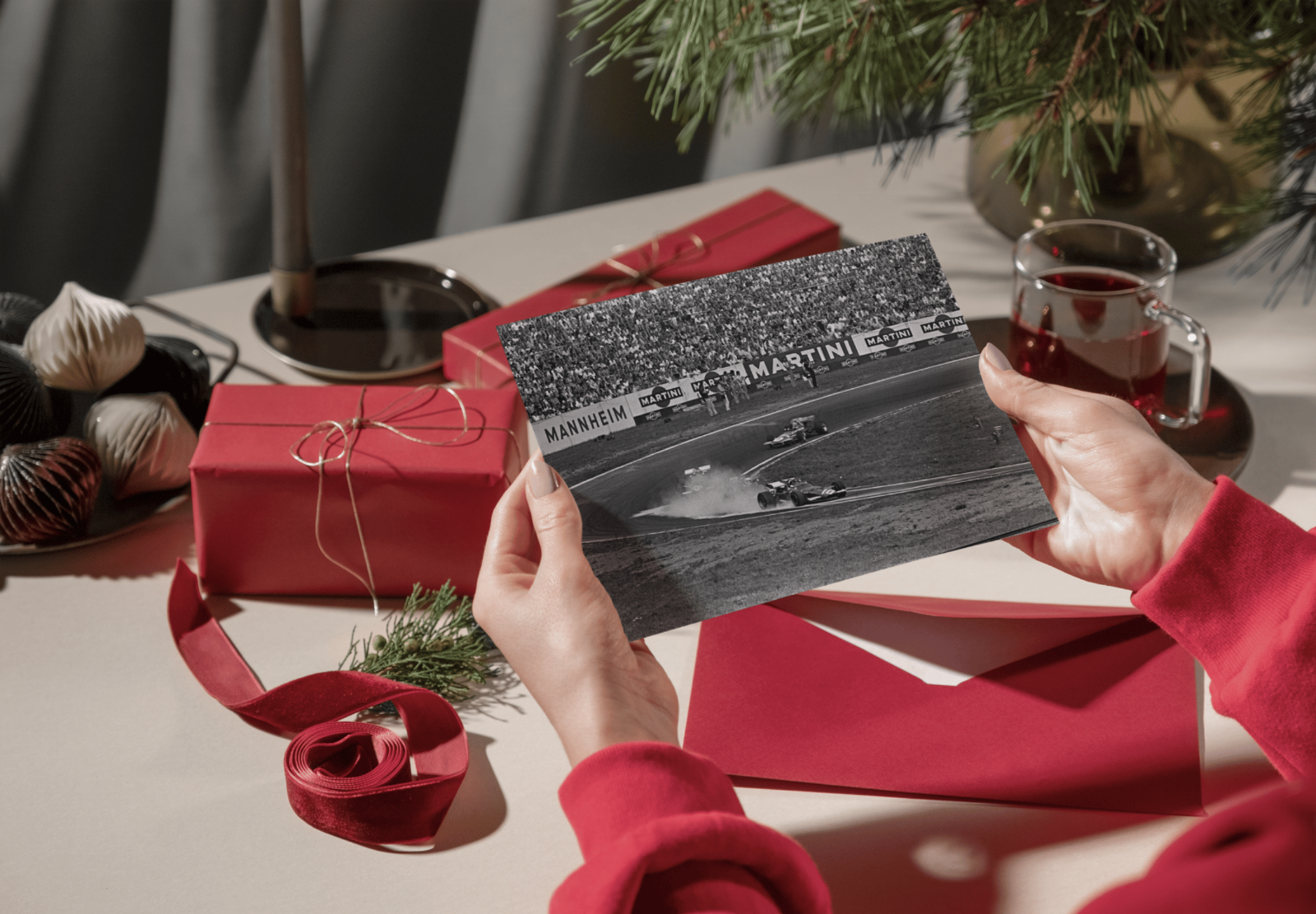 Photo Jacky Ickx – GP d’Allemagne – Nürburgring F1 – Action en piste – 15×20