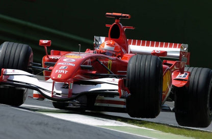 Photo Michael Schumacher – Ferrari F1 – GP de Saint-Marin - (Imola) 2006 – 15×20