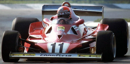 Photo Niki Lauda – Ferrari Formule 1 1977 – Légende du sport automobile – 15×20