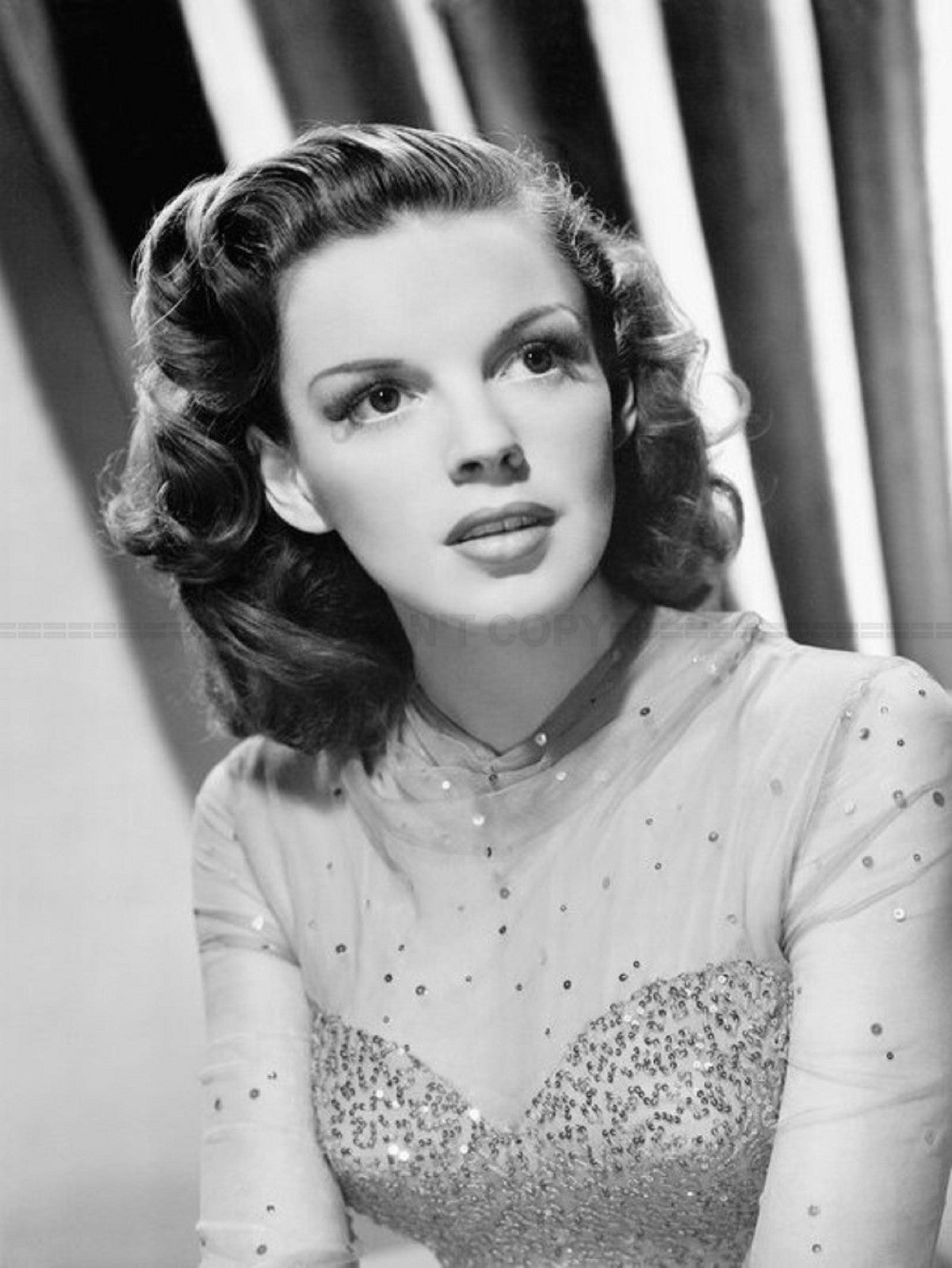 Photo Judy Garland - Les Demoiselles Harvey (1946) - Noir et blanc - 15x20
