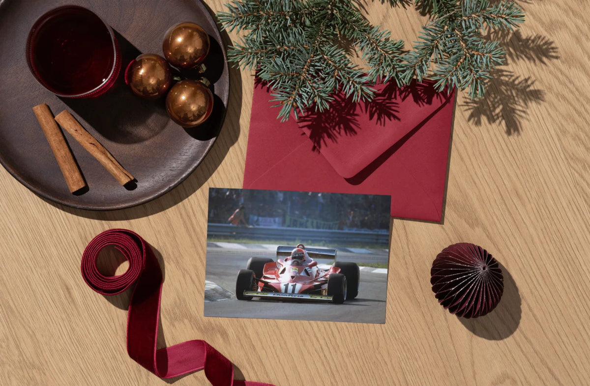 Photo Niki Lauda – Ferrari Formule 1, 1977 – Légende du sport automobile – 15×20