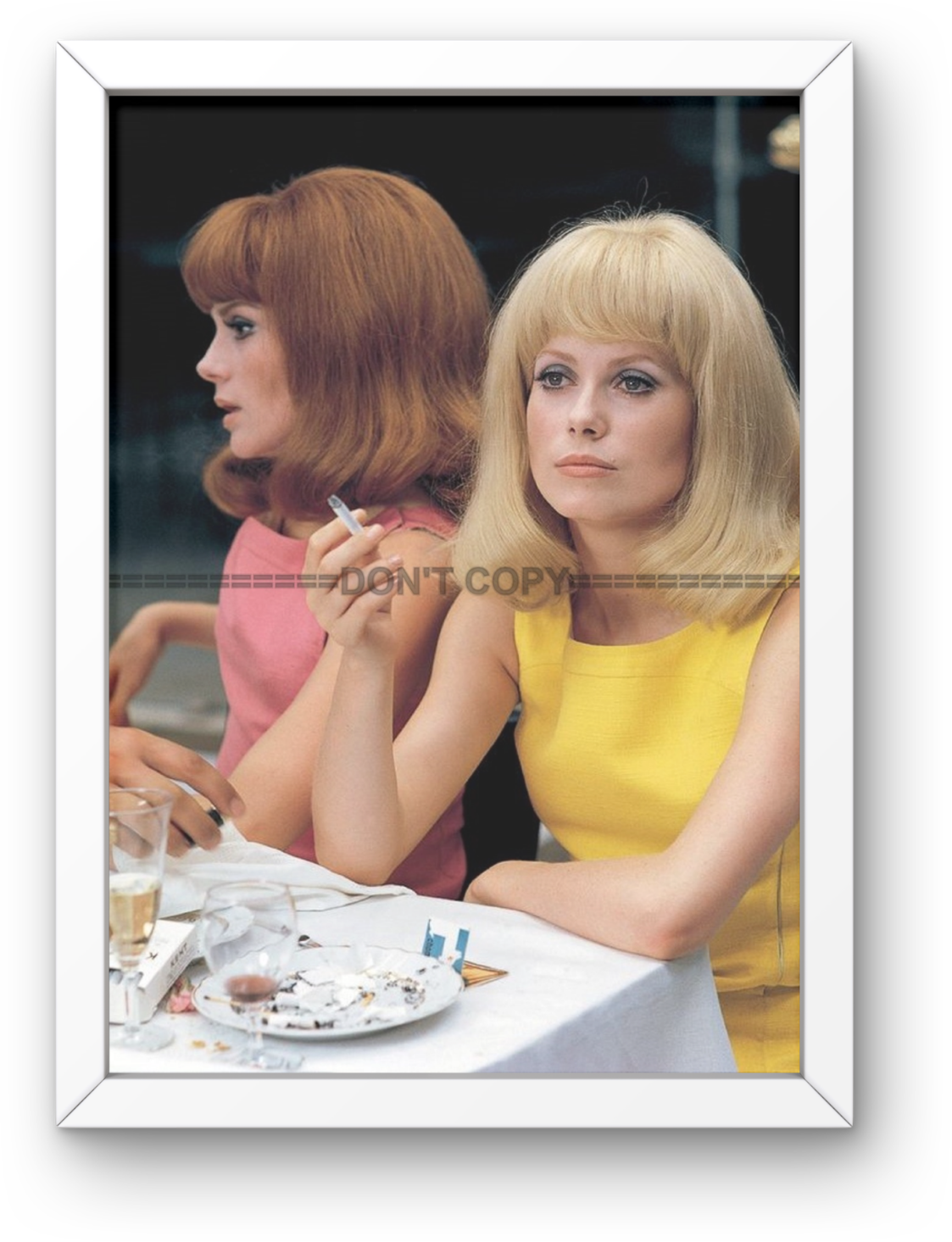 Photo Encadrée F. Dorléac & C. Deneuve - Les Demoiselles de Rochefort 1967-15x20