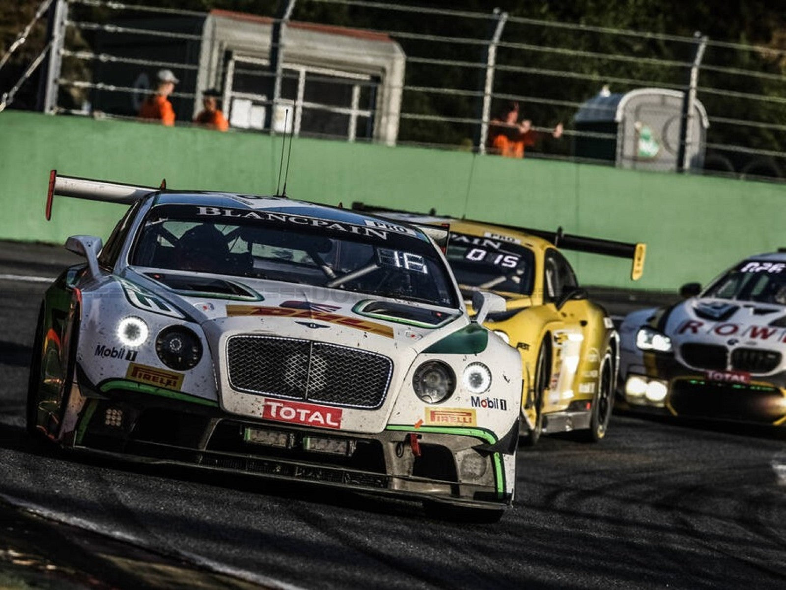 Photo Bentley Continental GT3 - Couleur - 15x20