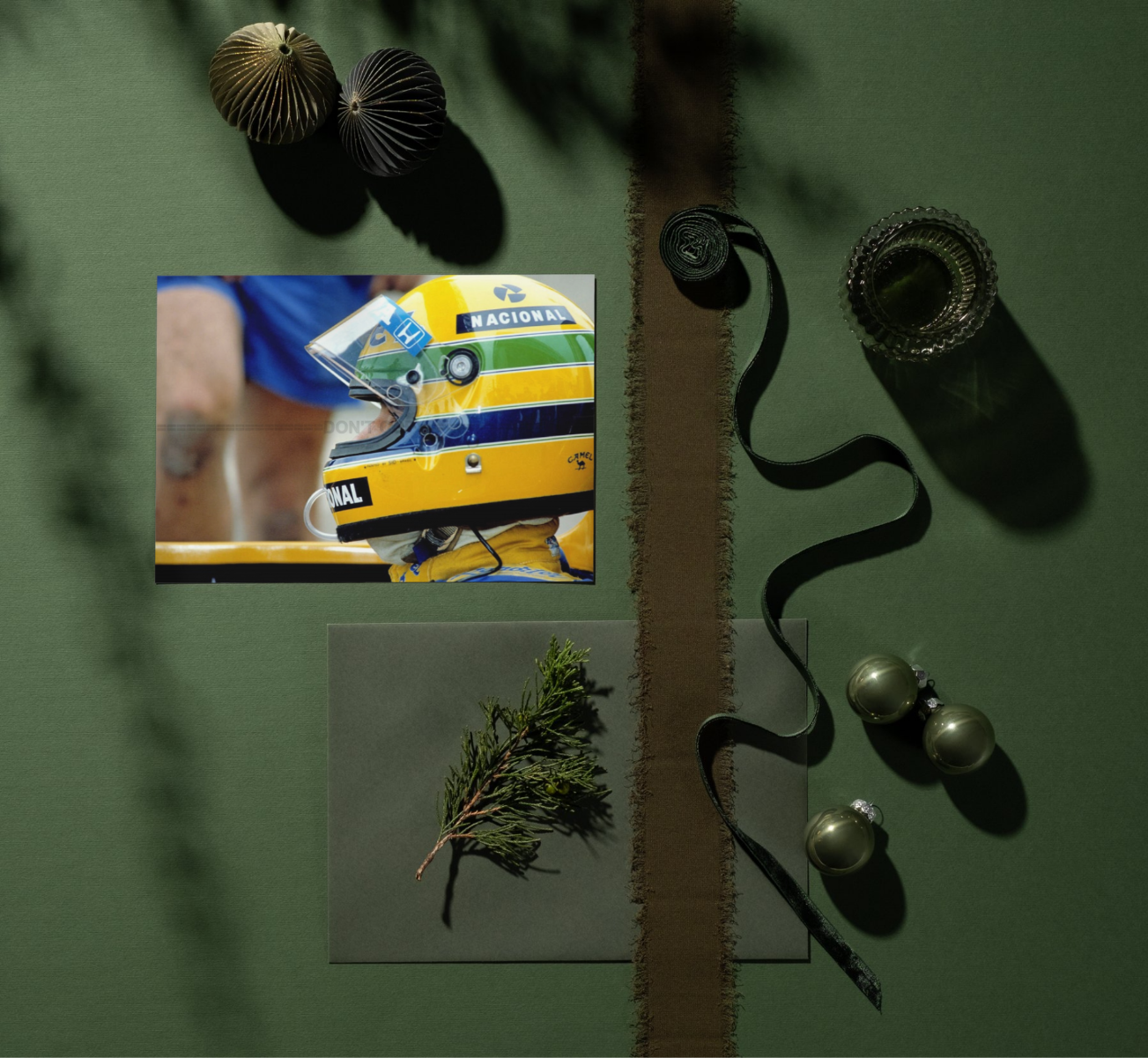 Photo Ayrton Senna – Casque iconique Nacional – F1 Jerez 1987 – Cockpit – 15×20